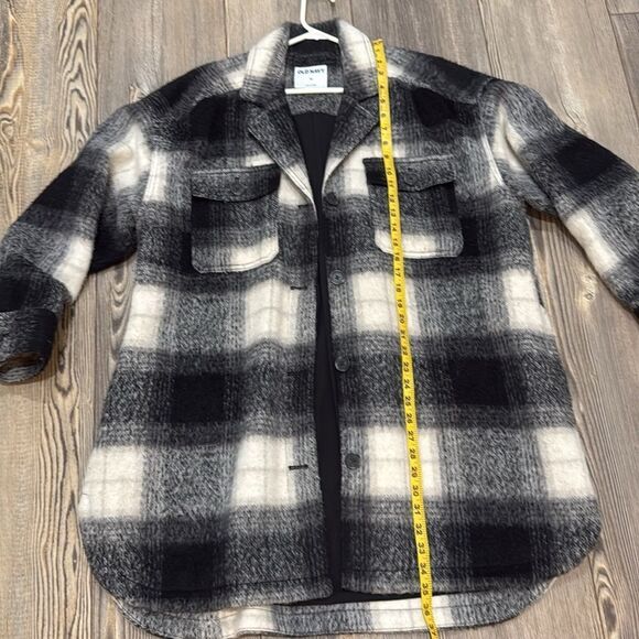 Old Navy Fully Lined Wool Blend Shacket - Picture 4 of 7